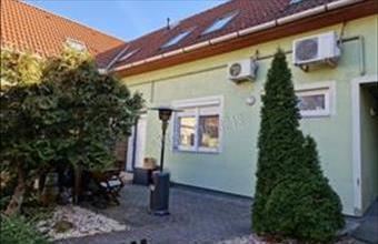 Eladó Egeri tégla lakás hirdetés (97533345)