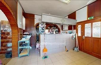 Eladó Gyulaházai családi ház hirdetés (38424397)