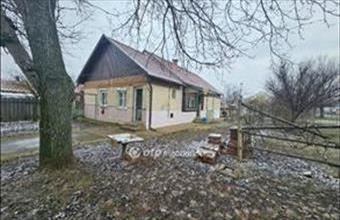 Eladó Tiszasülyi családi ház hirdetés (14449444)