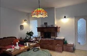 Eladó Kisbajcsi családi ház hirdetés (33237337)