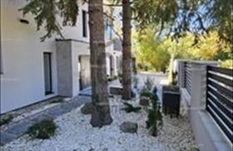 Eladó Szentendrei családi ház hirdetés (24554833)