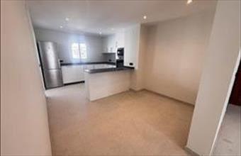 Eladó Spanyolországi tégla lakás hirdetés (53373437)