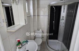 Eladó Mikepércsi családi ház hirdetés (54719378)