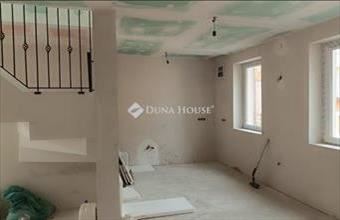 Eladó Gyöngyösi családi ház hirdetés (64746864)