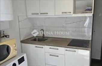 Eladó Dunakeszi tégla lakás hirdetés (54538933)