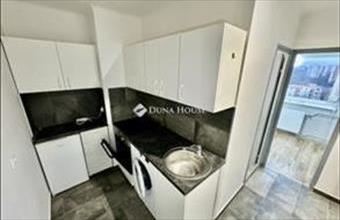 Eladó Ajkai panel lakás hirdetés (69521399)