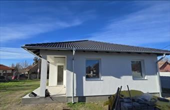 Eladó Szigetszentmiklósi családi ház hirdetés (27527429)