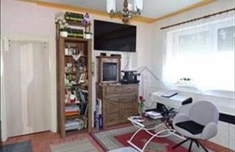 Eladó Pápai tégla lakás hirdetés (73927458)