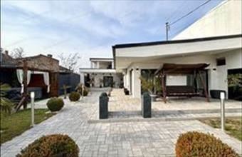 Eladó Budapest XX. kerületi családi ház hirdetés (69163543)