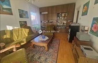 Eladó Pécsi panel lakás hirdetés (89993644)