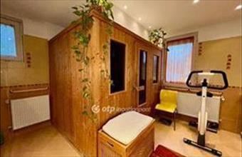 Eladó Debreceni családi ház hirdetés (43894939)