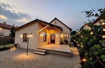 Eladó Fóti családi ház hirdetés (24951994)