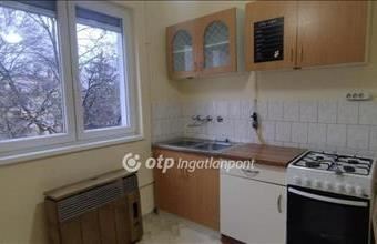 Eladó Szekszárdi tégla lakás hirdetés (33244647)