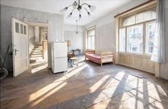 Eladó Budapest VI. kerületi tégla lakás hirdetés (74344376)