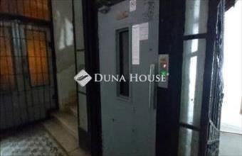 Eladó Budapest VI. kerületi tégla lakás hirdetés (32416963)