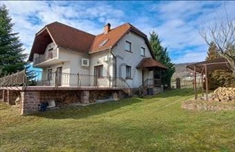 Eladó Balatonrendesi családi ház hirdetés (97878754)