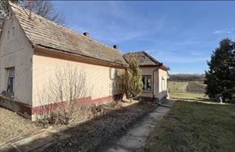 Eladó Esztergályhorváti családi ház hirdetés (43569869)