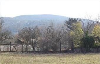 Eladó Kisoroszi lakóövezeti telek hirdetés (75837743)