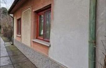 Eladó Szarvasi családi ház hirdetés (71235894)