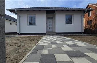 Eladó Dunavarsányi családi ház hirdetés (44494289)