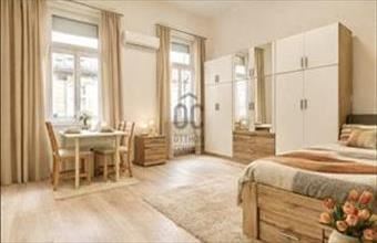 Eladó Budapest VII. kerületi tégla lakás hirdetés (77936943)