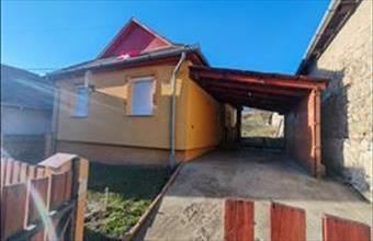 Eladó Márkházai családi ház hirdetés (54474371)