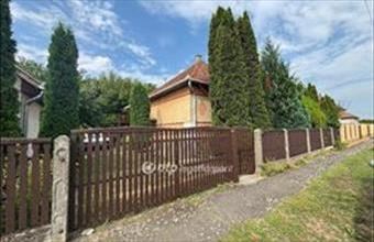 Eladó Dombrádi családi ház hirdetés (94527448)