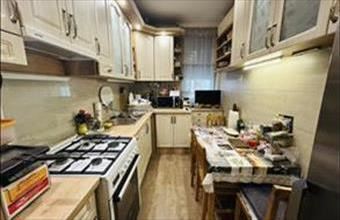 Eladó Nyíregyházai csúsztatott zsalus lakás hirdetés (35573473)