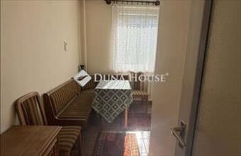 Eladó Kecskeméti panel lakás hirdetés (83677291)