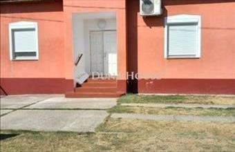 Eladó Dömsödi családi ház hirdetés (68946637)