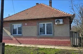 Eladó Öcsödi családi ház hirdetés (42283484)