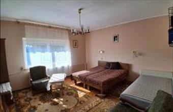 Eladó Balatonalmádi tégla lakás hirdetés (33185436)