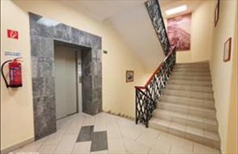 Kiadó Békéscsabai iroda irodaházban hirdetés (38325553)