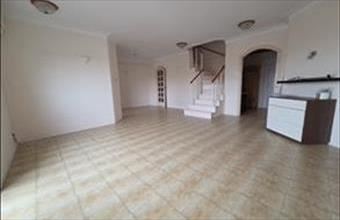 Kiadó Szegedi tégla lakás hirdetés (56719542)