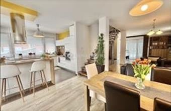 Eladó Pécsi családi ház hirdetés (82399754)