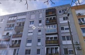 Eladó Pécsi panel lakás hirdetés (52996433)