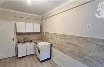 Eladó Kecskeméti sorház hirdetés (39759124)