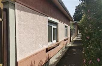 Eladó Békéscsabai családi ház hirdetés (37867359)