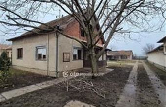 Eladó Kondorosi családi ház hirdetés (73377558)