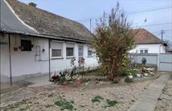 Eladó Sióagárdi családi ház hirdetés (35753443)