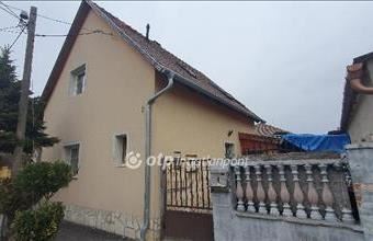 Eladó Veszprémi családi ház hirdetés (14844268)