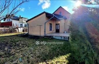 Eladó Fóti családi ház hirdetés (92727682)