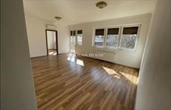 Eladó Nagykőrösi tégla lakás hirdetés (37885332)