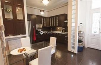 Eladó Budapest VI. kerületi tégla lakás hirdetés (19323843)