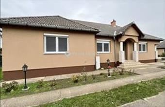 Eladó Nyíregyházai családi ház hirdetés (39782364)