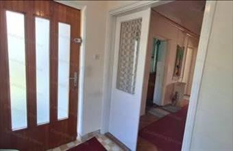 Eladó Szolnoki családi ház hirdetés (48779295)