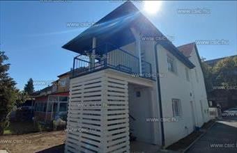 Eladó Váci tégla lakás hirdetés (77297538)