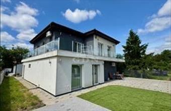 Eladó Budapest XXII. kerületi családi ház hirdetés (69729319)