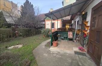 Eladó Budapest IV. kerületi házrész hirdetés (55335342)