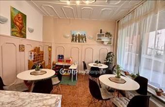 Eladó Dunaújvárosi üzlethelyiség utcafronton hirdetés (78337343)